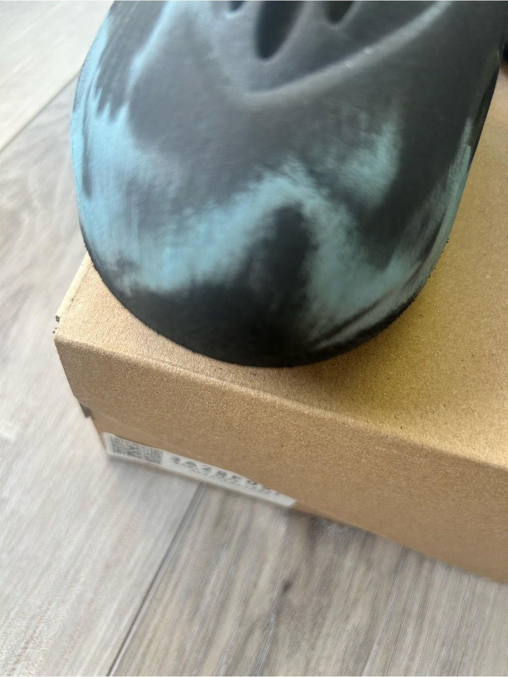 Adidas YZY Foam RNR Kids in Black with Teal Accents - Picture 2 of 10